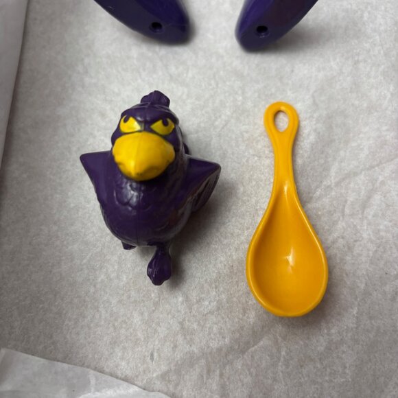 Strawberry Shortcake Purple Pie Man and Sour Grapes Figurines VTG 80's - Picture 7 of 8